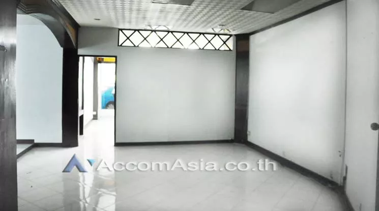 5  Office Space For Rent in Sukhumvit ,Bangkok BTS Nana at Comfort high rise AA10558